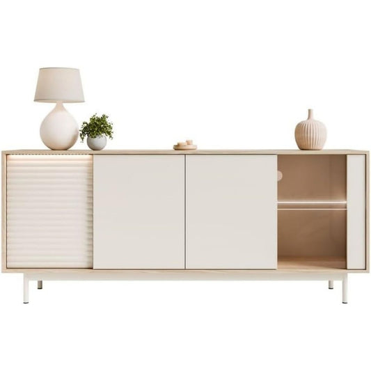 Sideboard verbindet grifflose Fronten und strukturierte Fronten